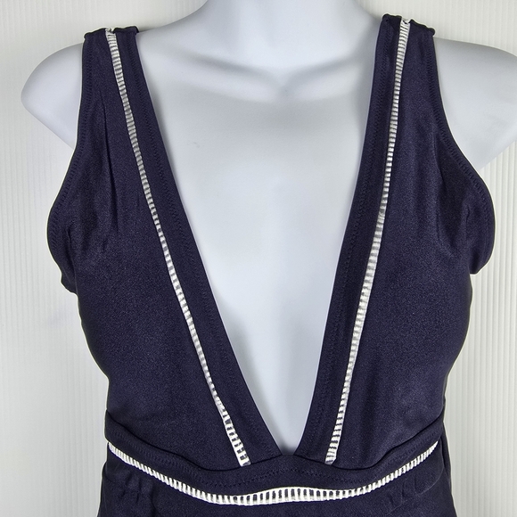 NWT Cupshe Women's One Piece Navy Plunging Neckline And Back White Inlay Small - Picture 2 of 12